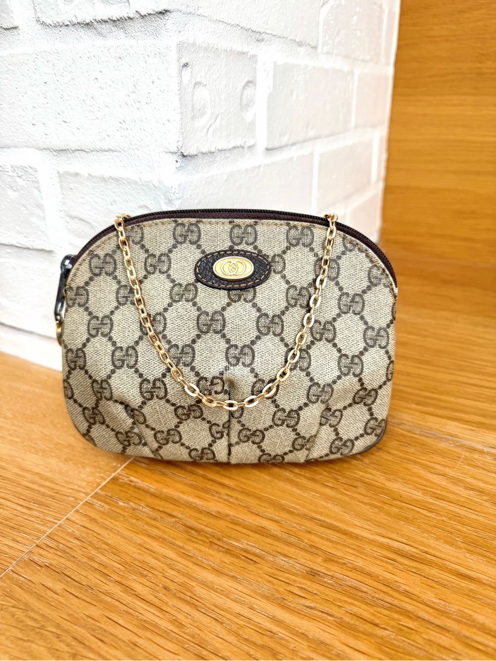 Gucci Authentic Vintage GG Supreme Monogram Pouch/ Crossbody Bag